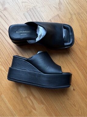 Paloma Barceló Black Leather Platform Slide sandals